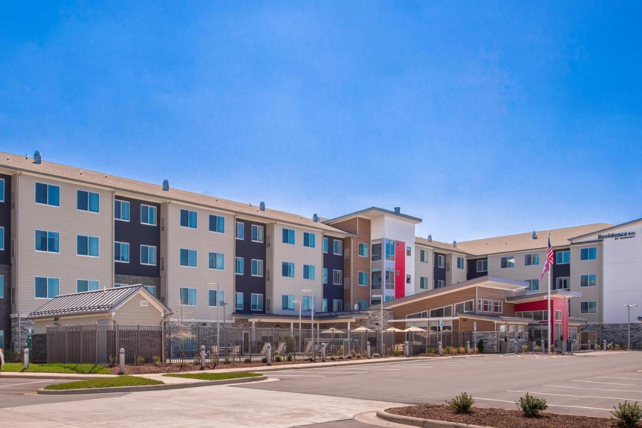 Residence Inn By Marriott Charlotte Steele Creek Exterior foto