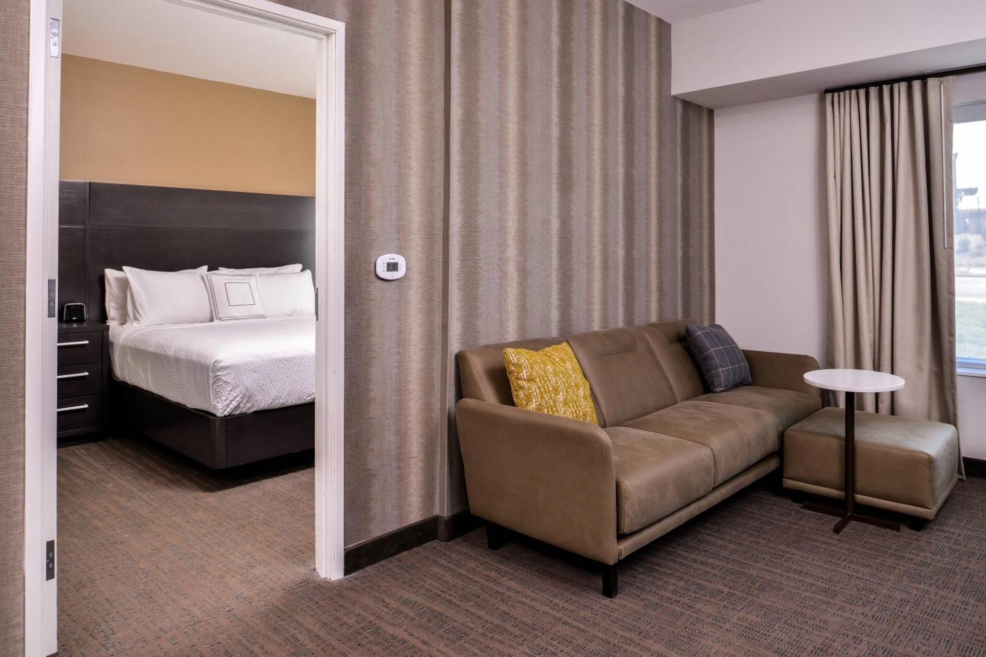 Residence Inn By Marriott Charlotte Steele Creek Exterior foto
