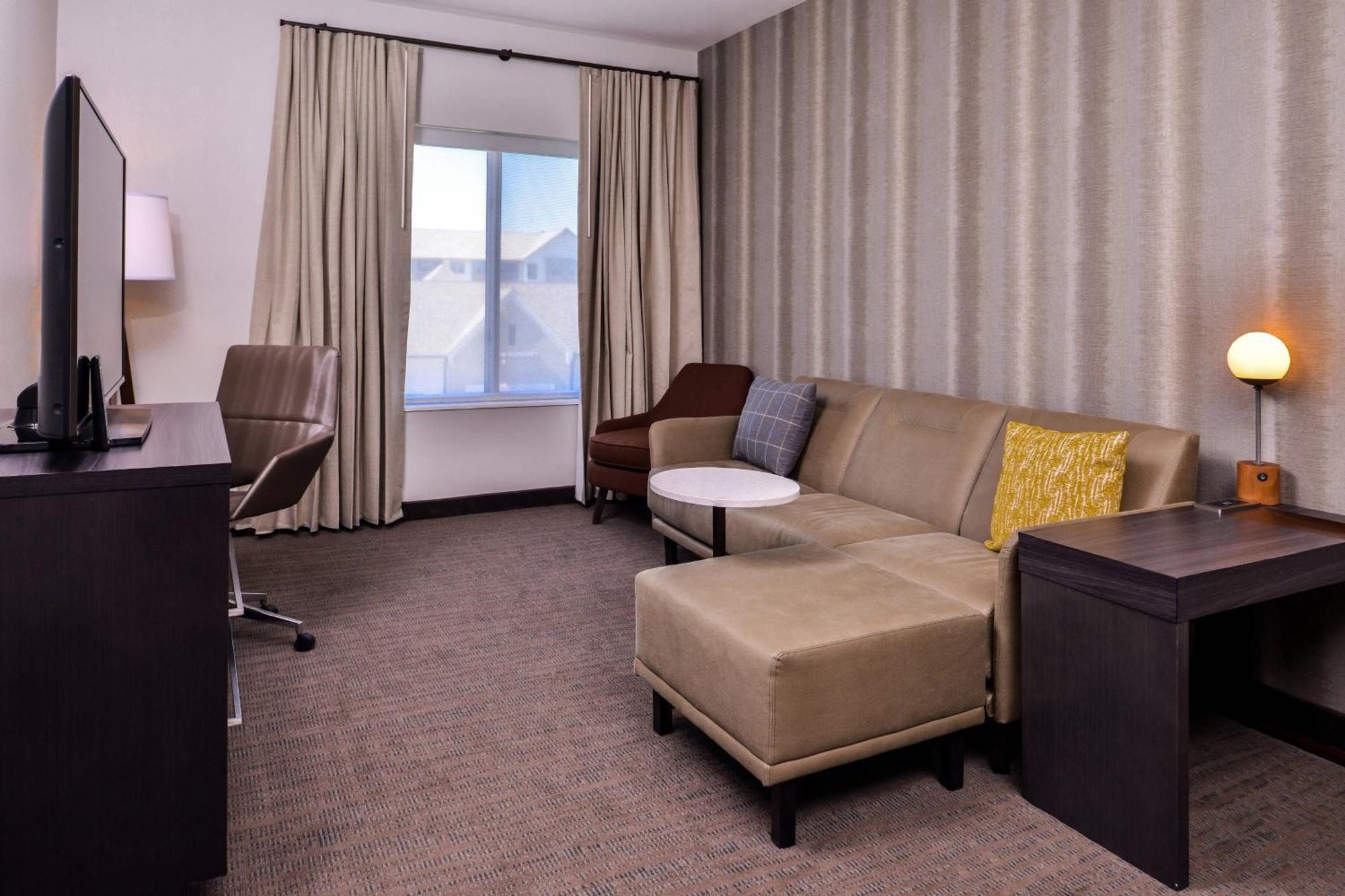 Residence Inn By Marriott Charlotte Steele Creek Exterior foto